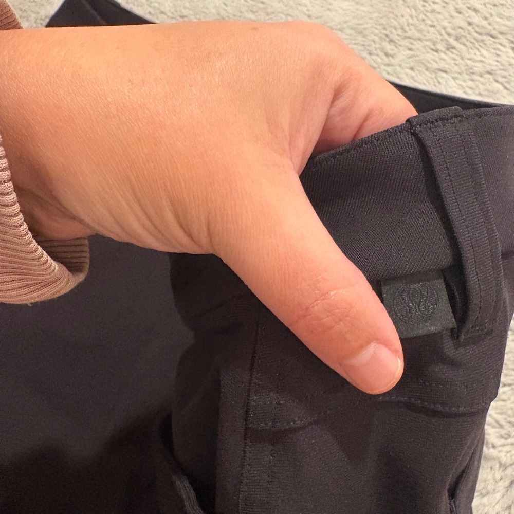 Lululemon Men 36x28 ABC Trouser Pant Classic Fit Black Warpstream Stretch Work - Picture 6 of 13